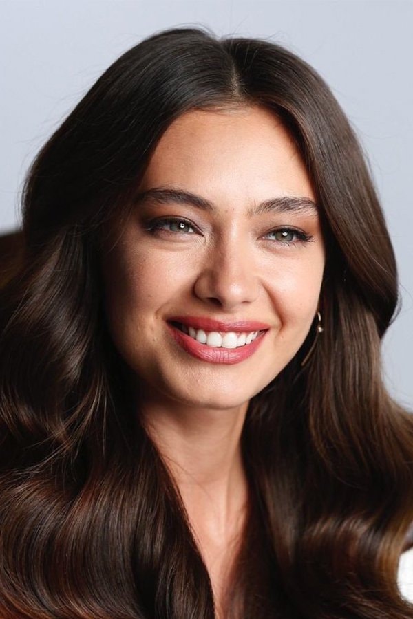 Foto de Neslihan Atagül