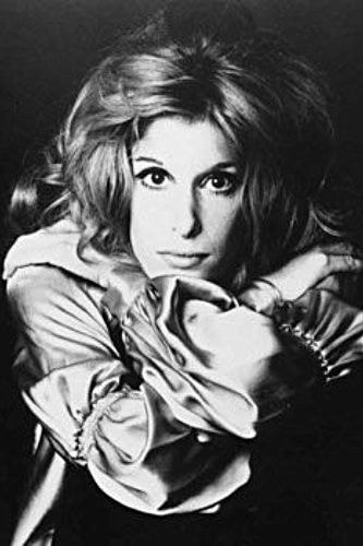 Foto de Lucy Saroyan