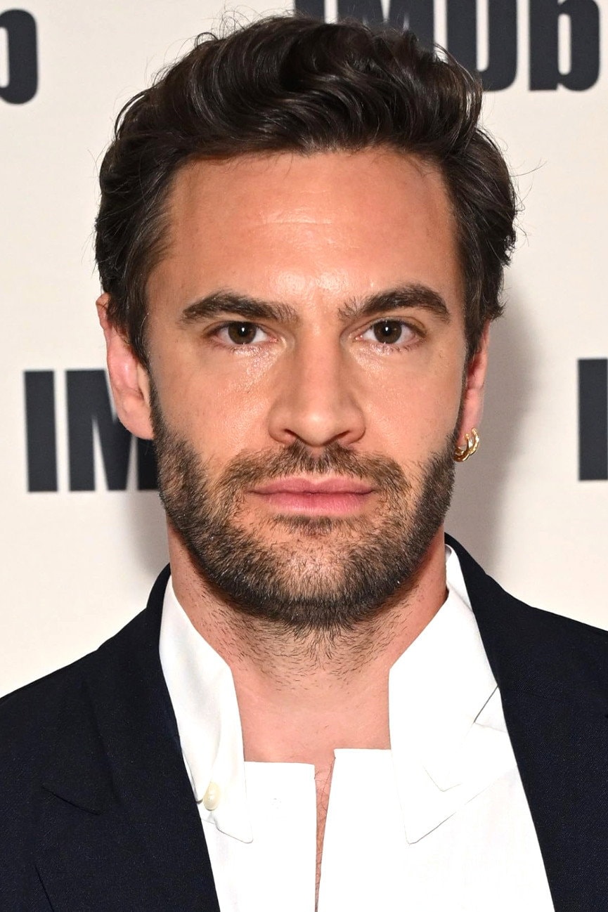 Foto de Tom Bateman