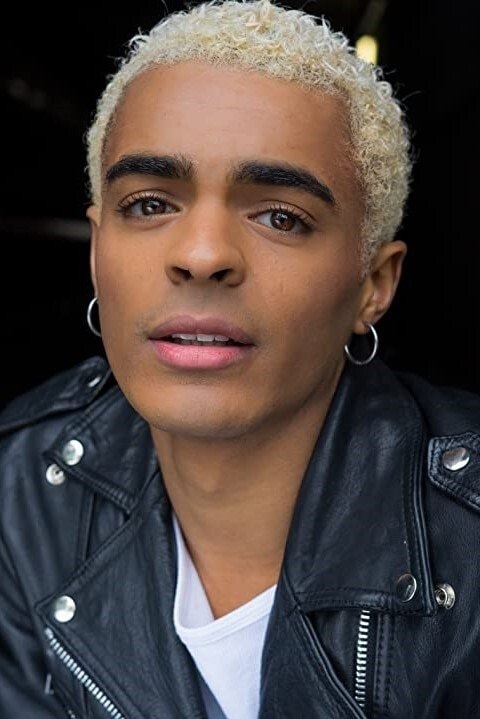 Foto de Layton Williams
