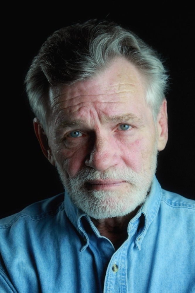 Foto de James DeForest Parker