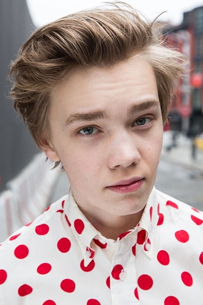 Foto de Charlie Plummer