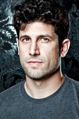 Foto de Adam Egypt Mortimer