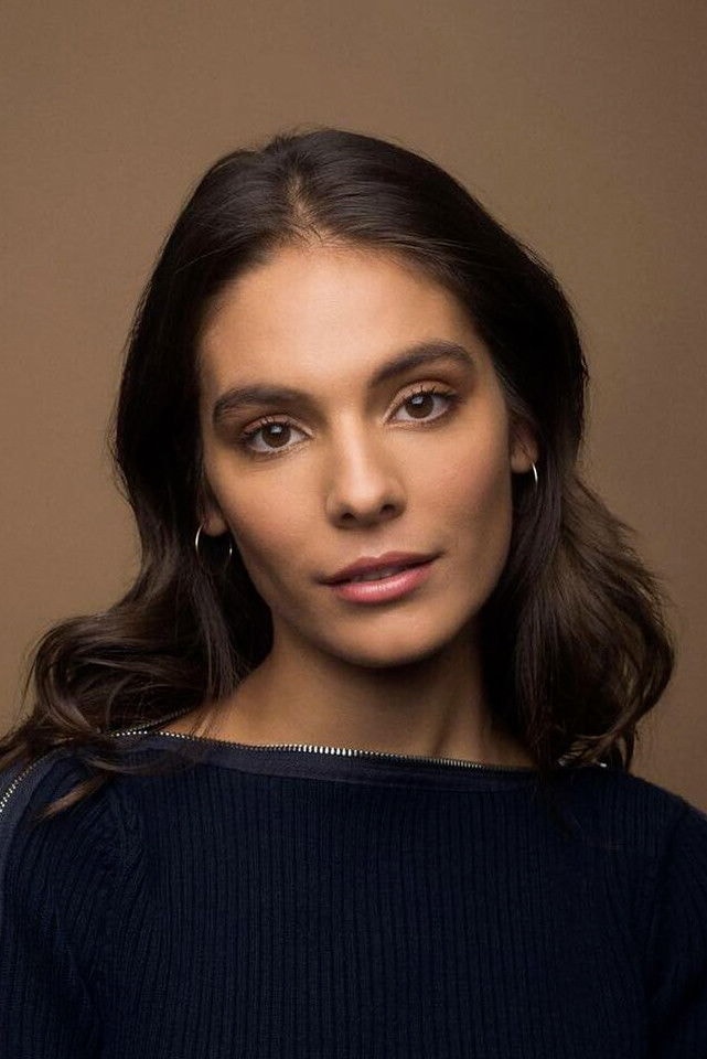 Foto de Caitlin Stasey