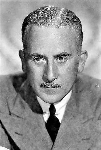 Foto de John Halliday