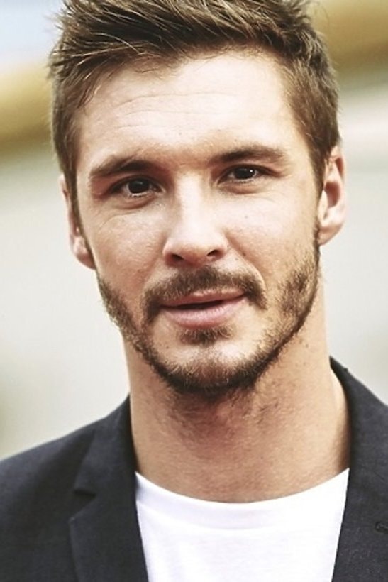 Foto de Mikołaj Roznerski