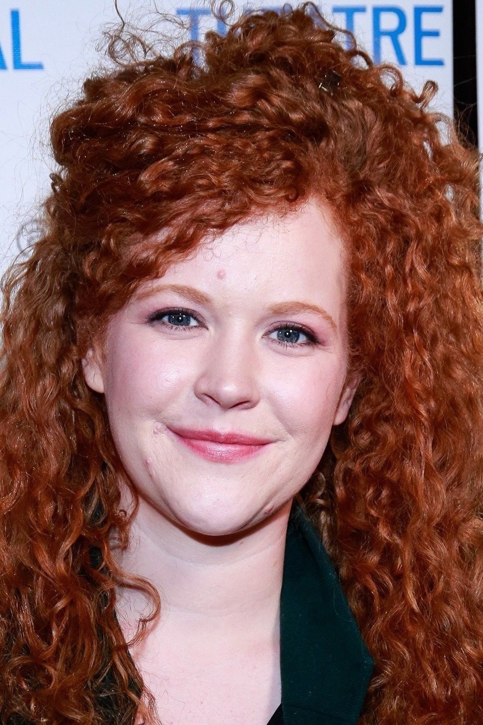 Foto de Mary Wiseman