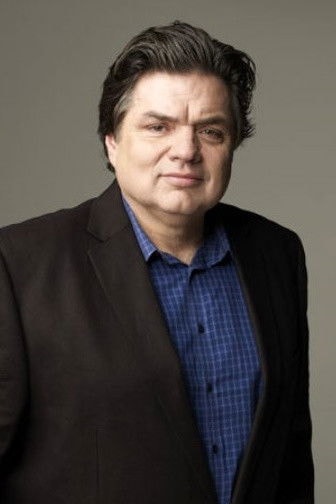 Foto de Oliver Platt