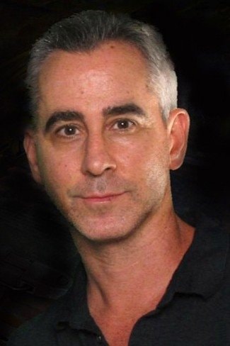 Foto de Russell Binder