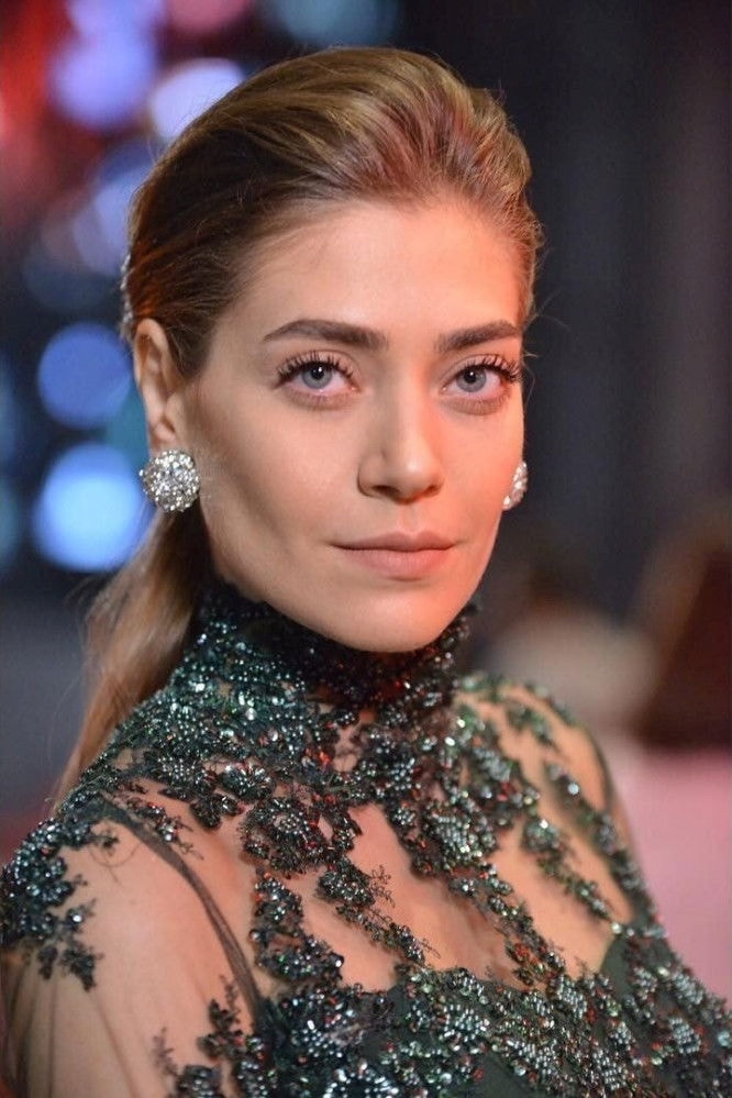 Foto de Öznur Serçeler