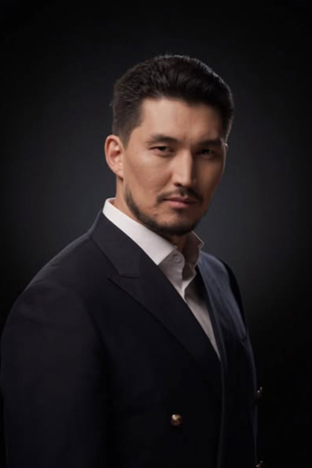 Foto de Әділ Ахметов