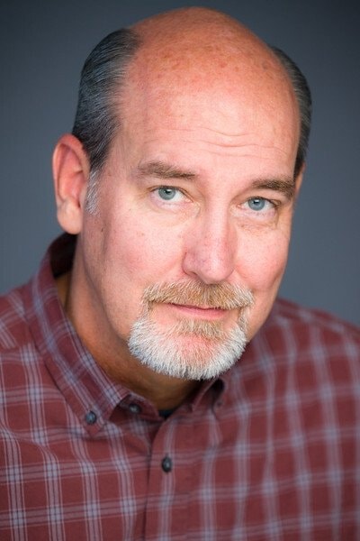 Foto de James Healy Jr.