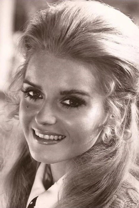 Foto de Sharon Farrell