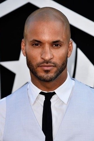 Foto de Ricky Whittle
