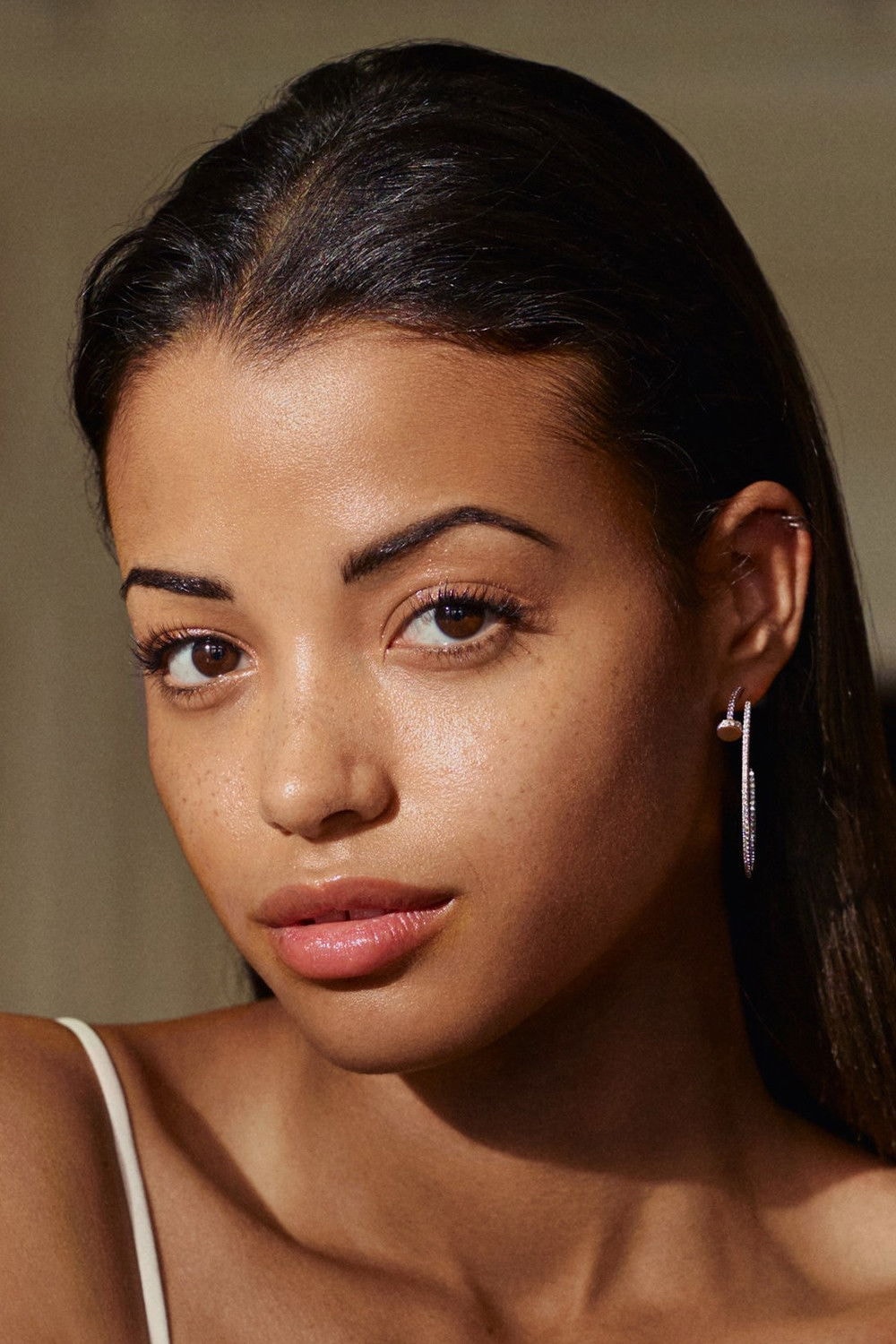 Foto de Ella Balinska