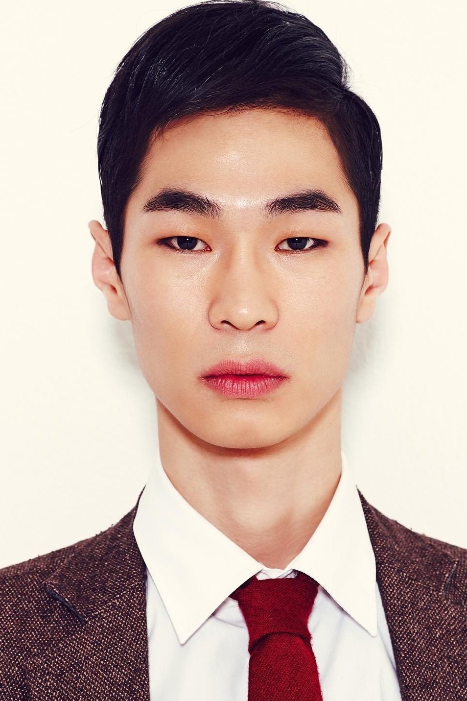 Foto de Kim Yoon-bae