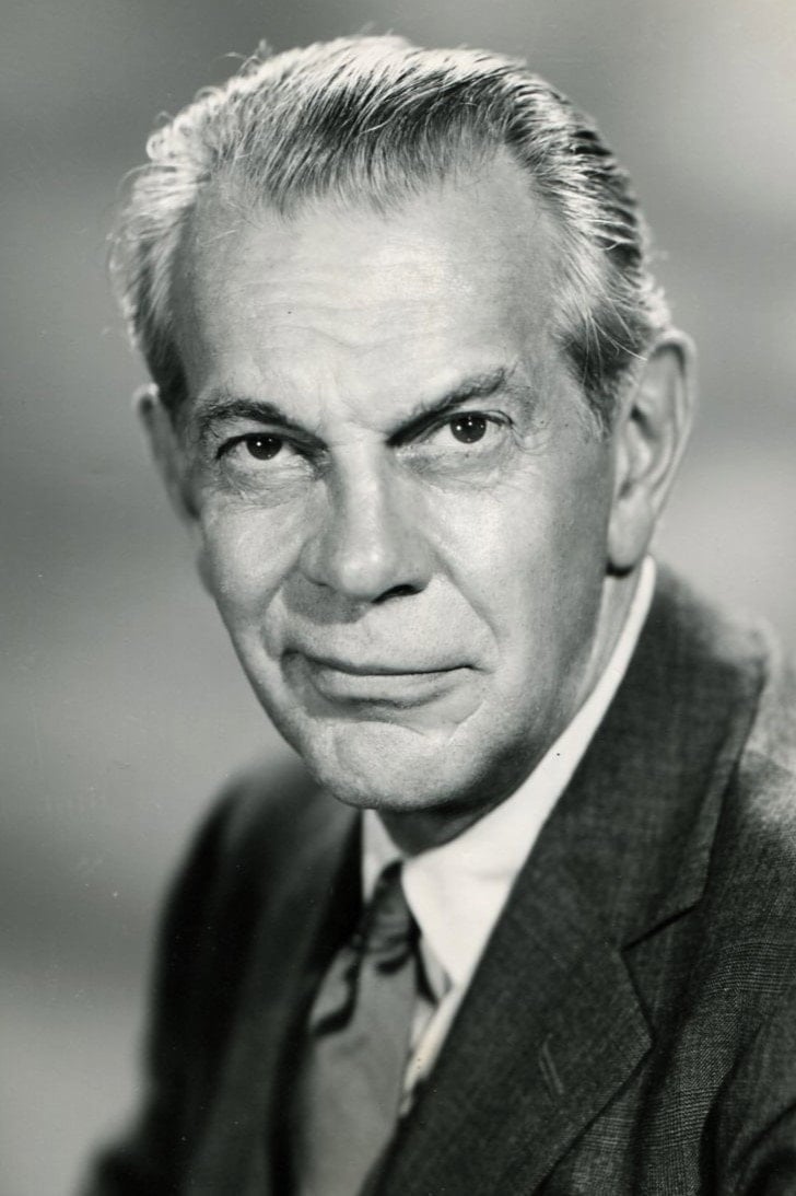 Foto de Raymond Massey