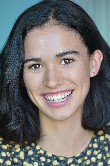 Foto de Emma Pasarow