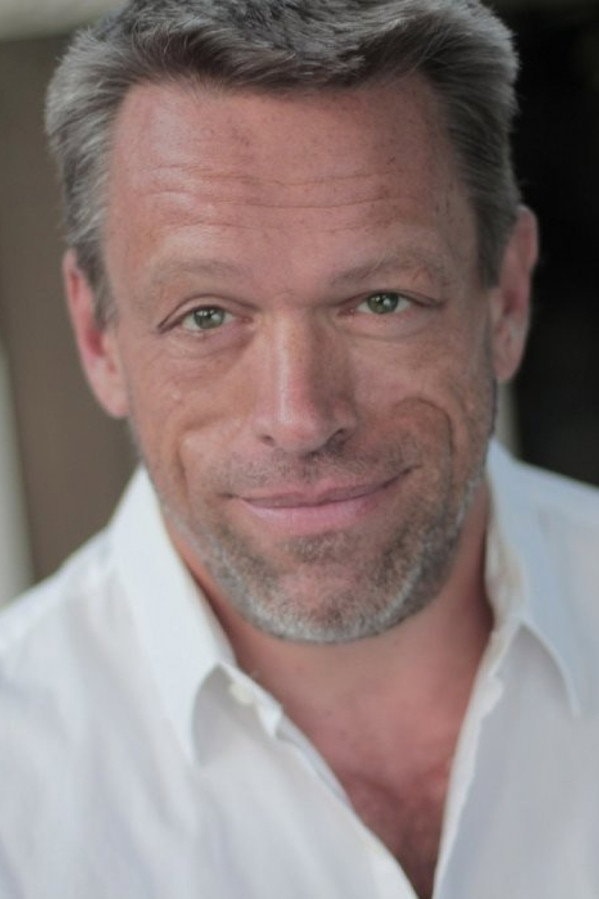 Foto de Brian Thompson