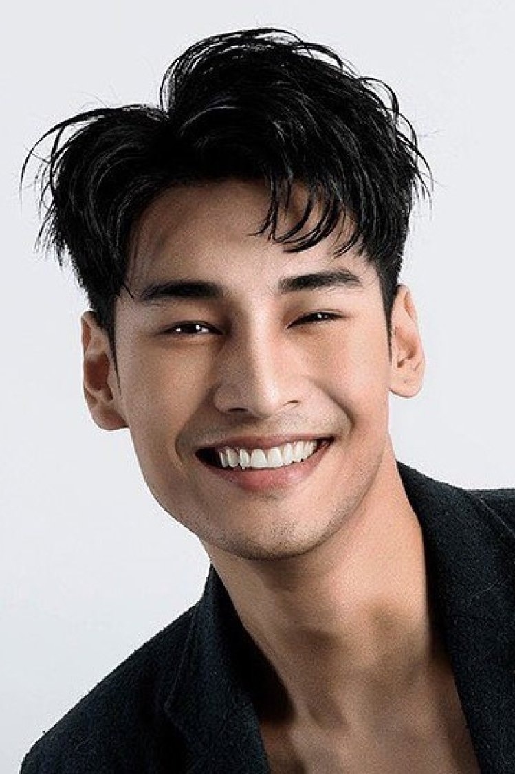 Foto de Apo Nattawin Wattanagitiphat