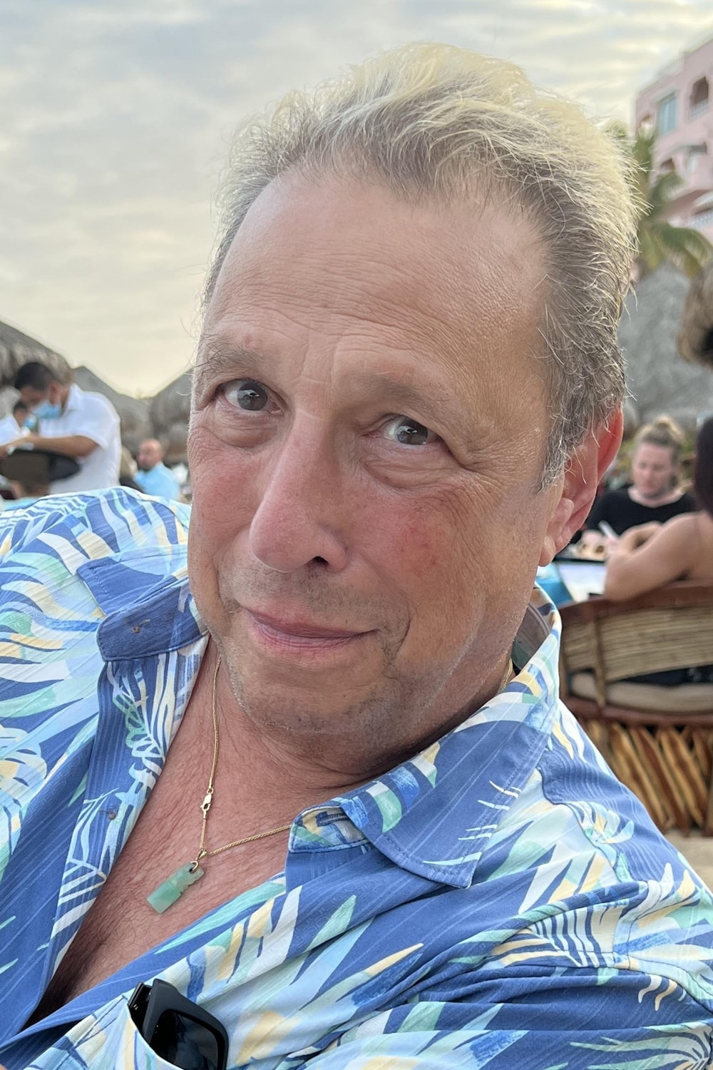 Foto de Charles Dennis