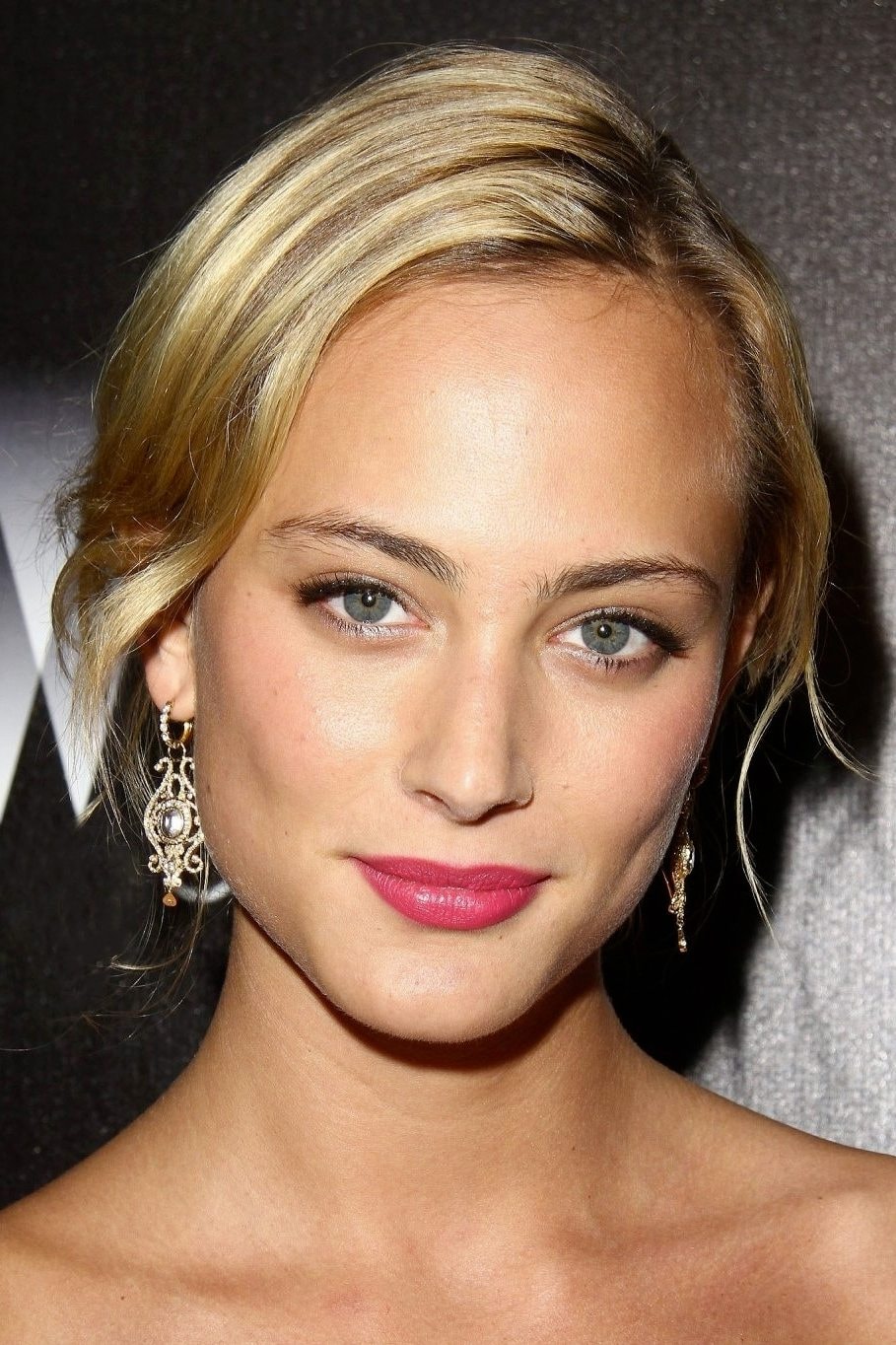 Foto de Nora Arnezeder
