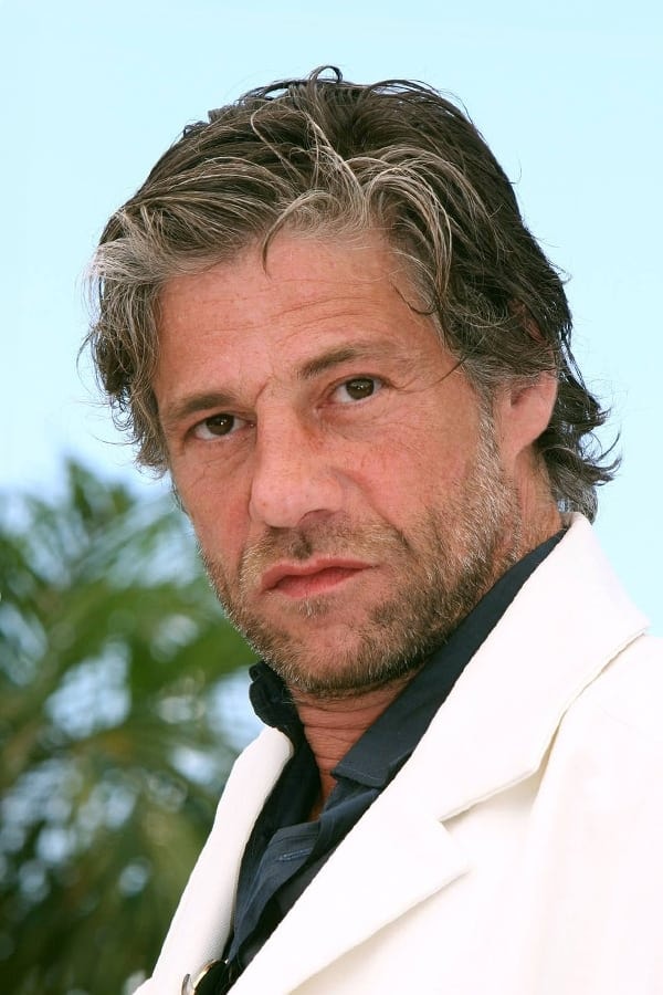 Foto de Birol Ünel