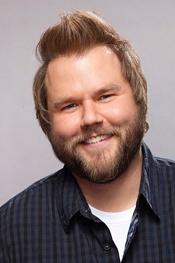 Foto de Tyler Labine