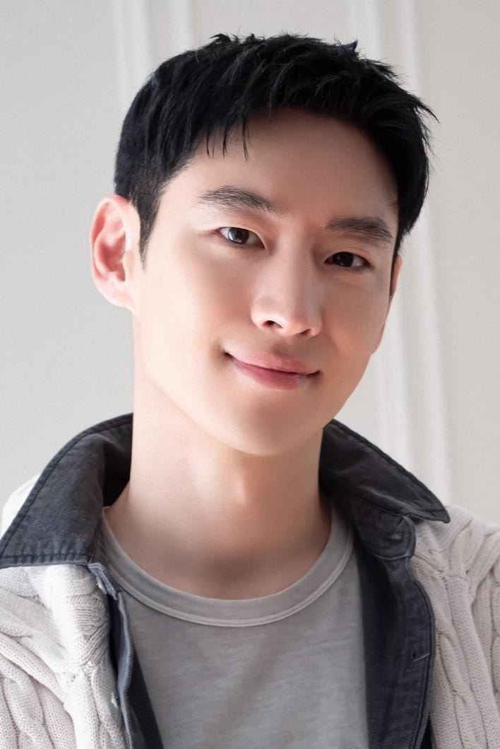 Foto de Lee Je-hoon