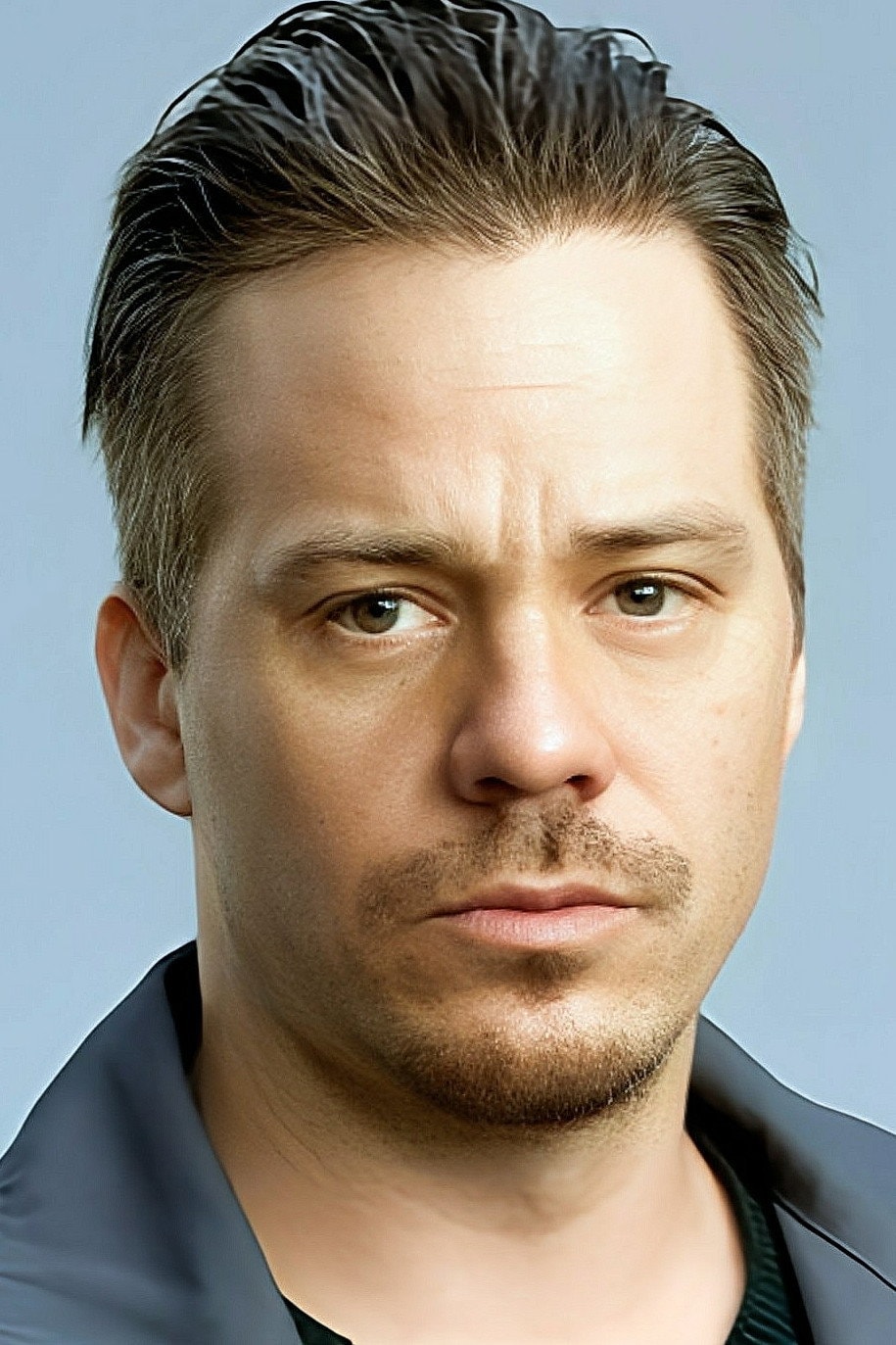 Foto de Michael Raymond-James