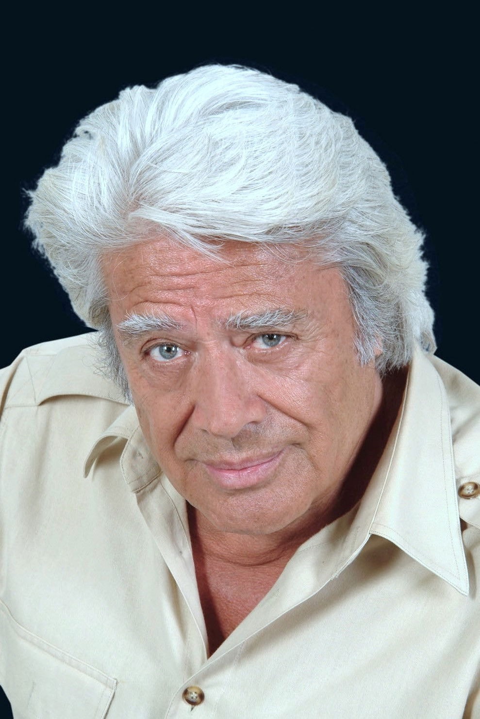 Foto de Cüneyt Arkın