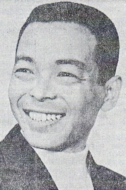 村越伊知郎