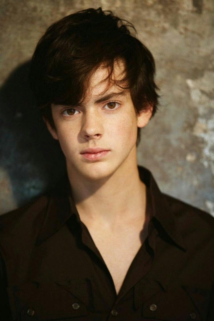 Foto de Skandar Keynes