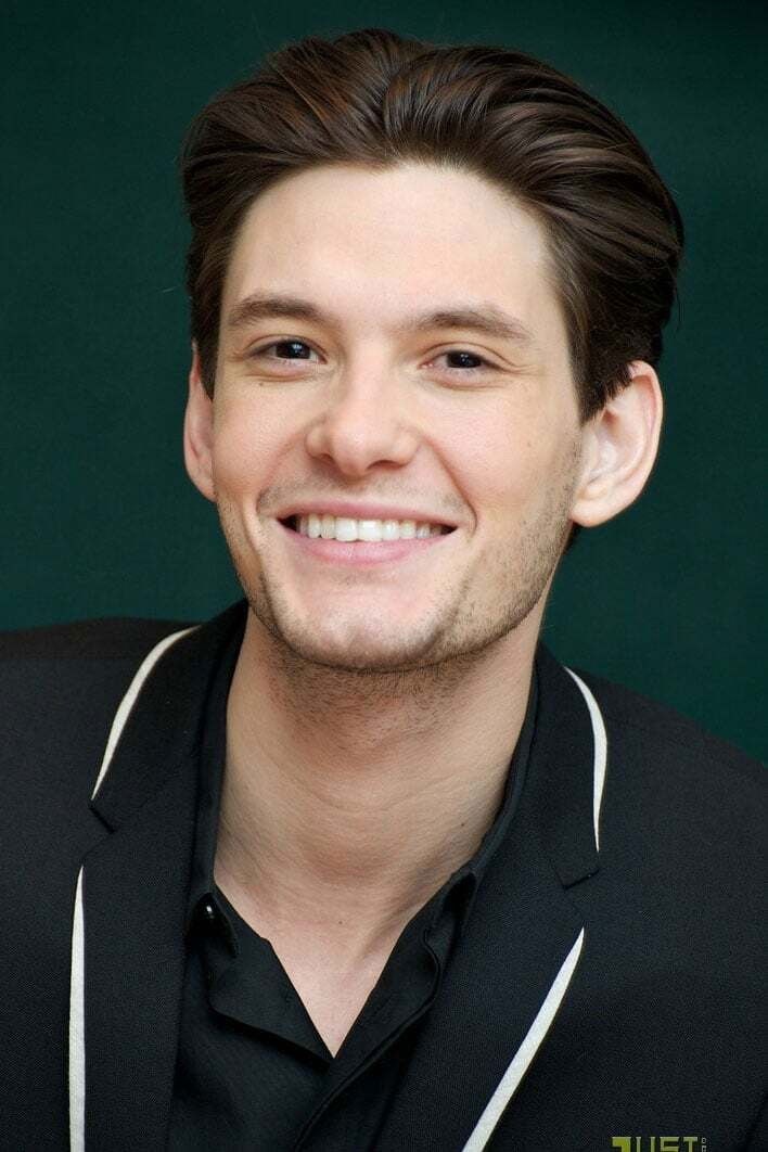 Foto de Skandar Keynes