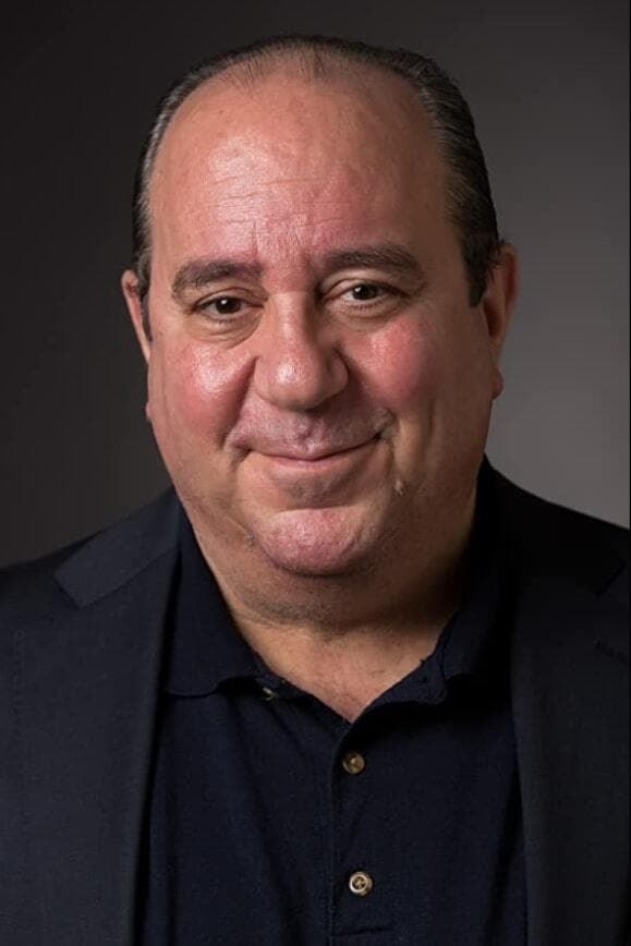 Foto de Louis Mustillo