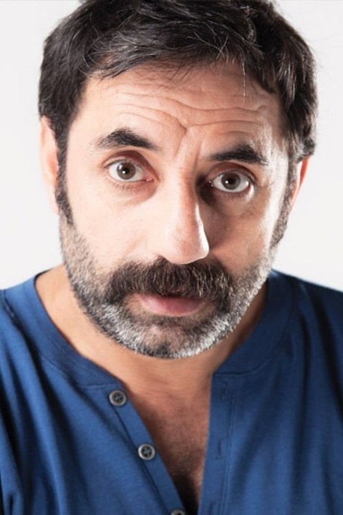 Foto de Nazmi Kırık