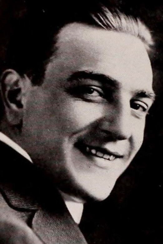 Foto de G. Raymond Nye