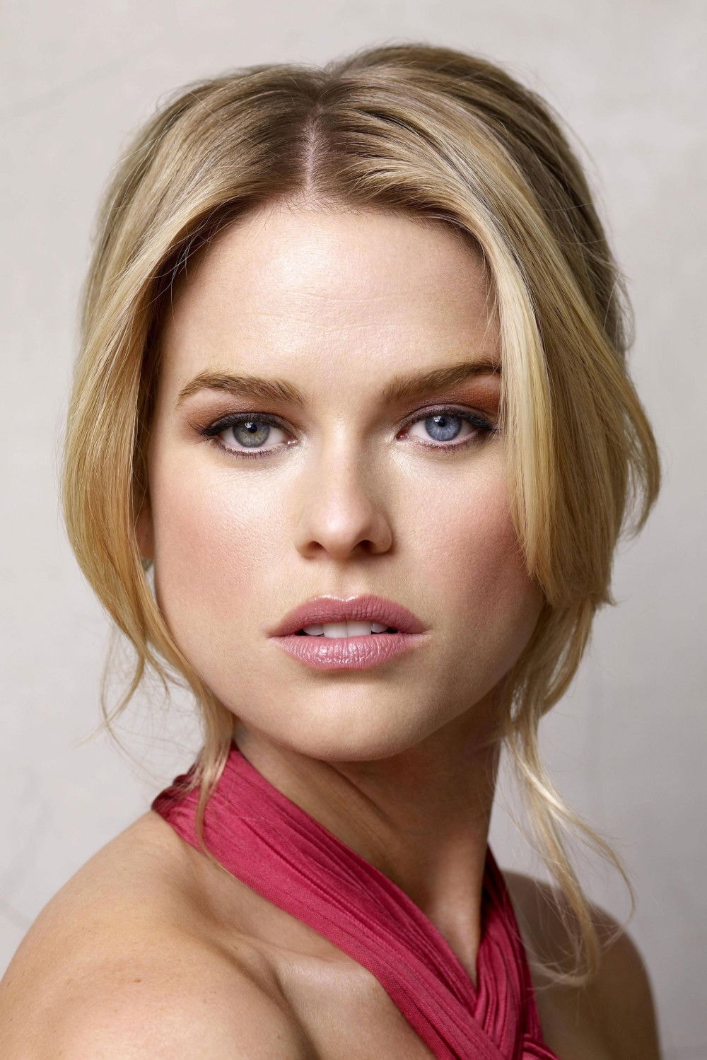 Foto de Alice Eve