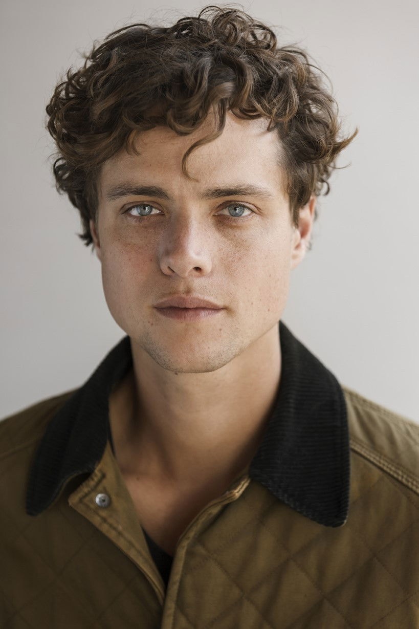 Foto de Douglas Smith