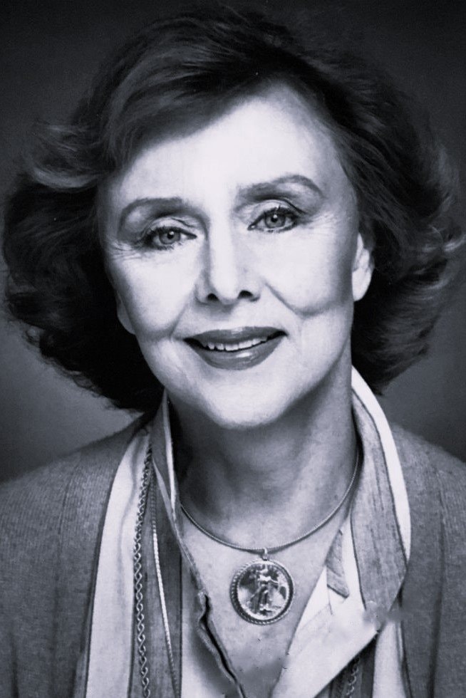 Foto de Louise Latham