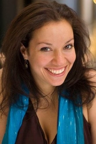 Foto de Suehyla El-Attar Young