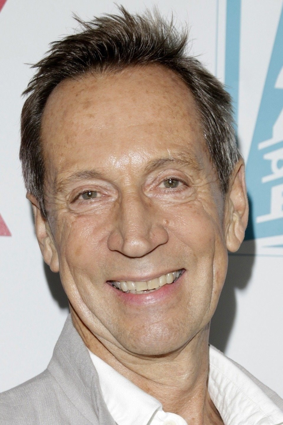 Foto de Jonathan Hyde