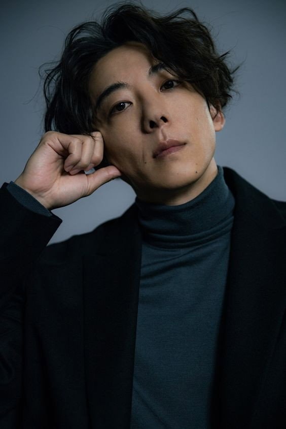 Foto de Issey Takahashi