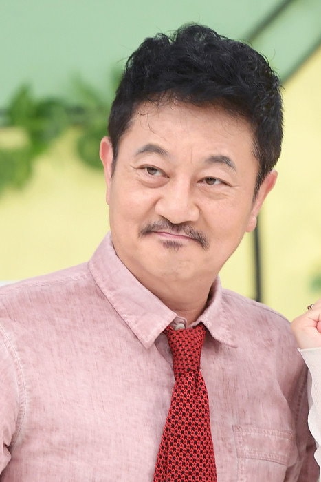 Foto de Park Jun-gyu