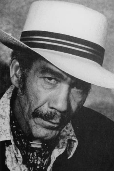 Foto de Charles Gordone