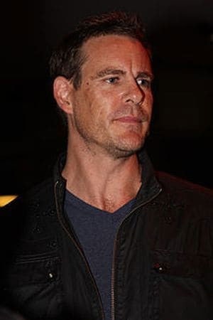 Foto de Aaron Jeffery
