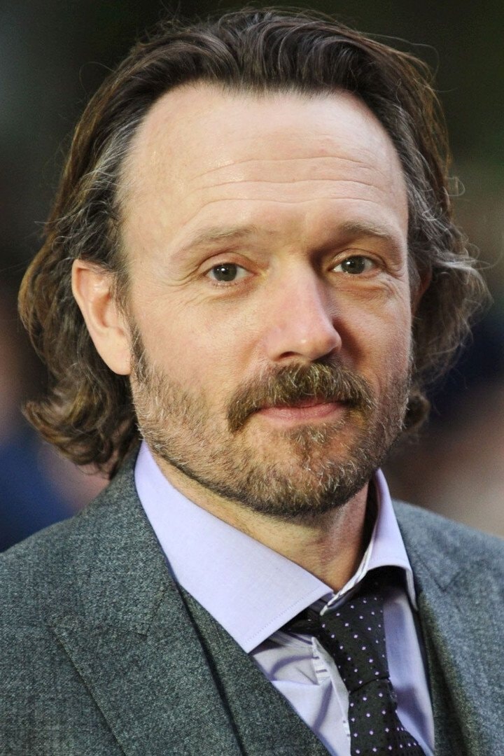 Foto de John Pyper-Ferguson