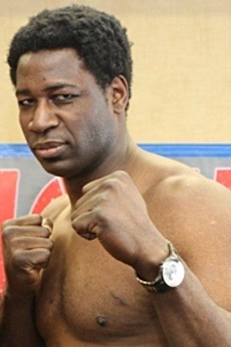 Foto de Ray Olubowale